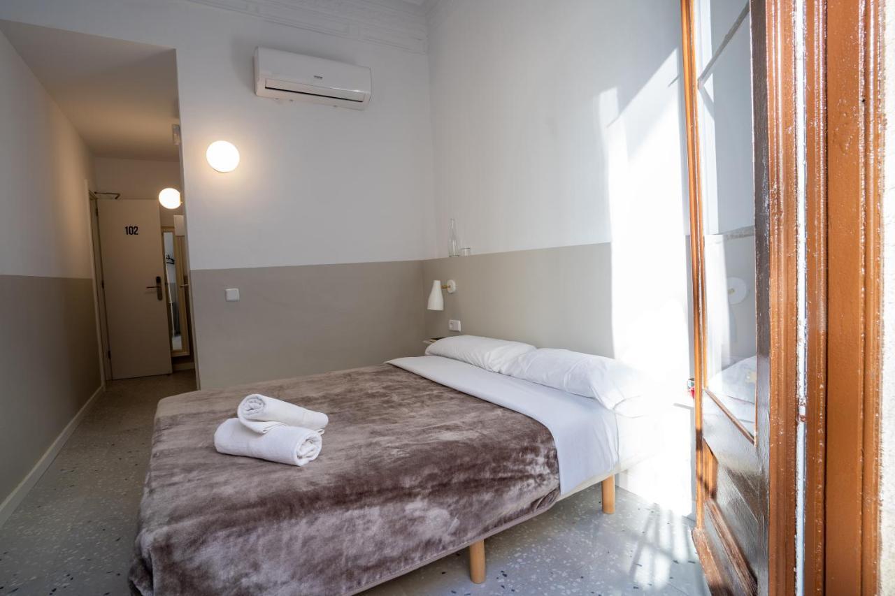Hostal Hera Barcelona Eksteriør billede