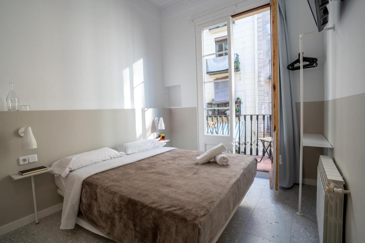 Hostal Hera Barcelona Eksteriør billede